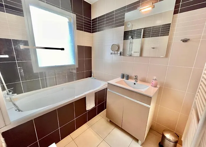 La Ferme De Deauville - Arnoult *